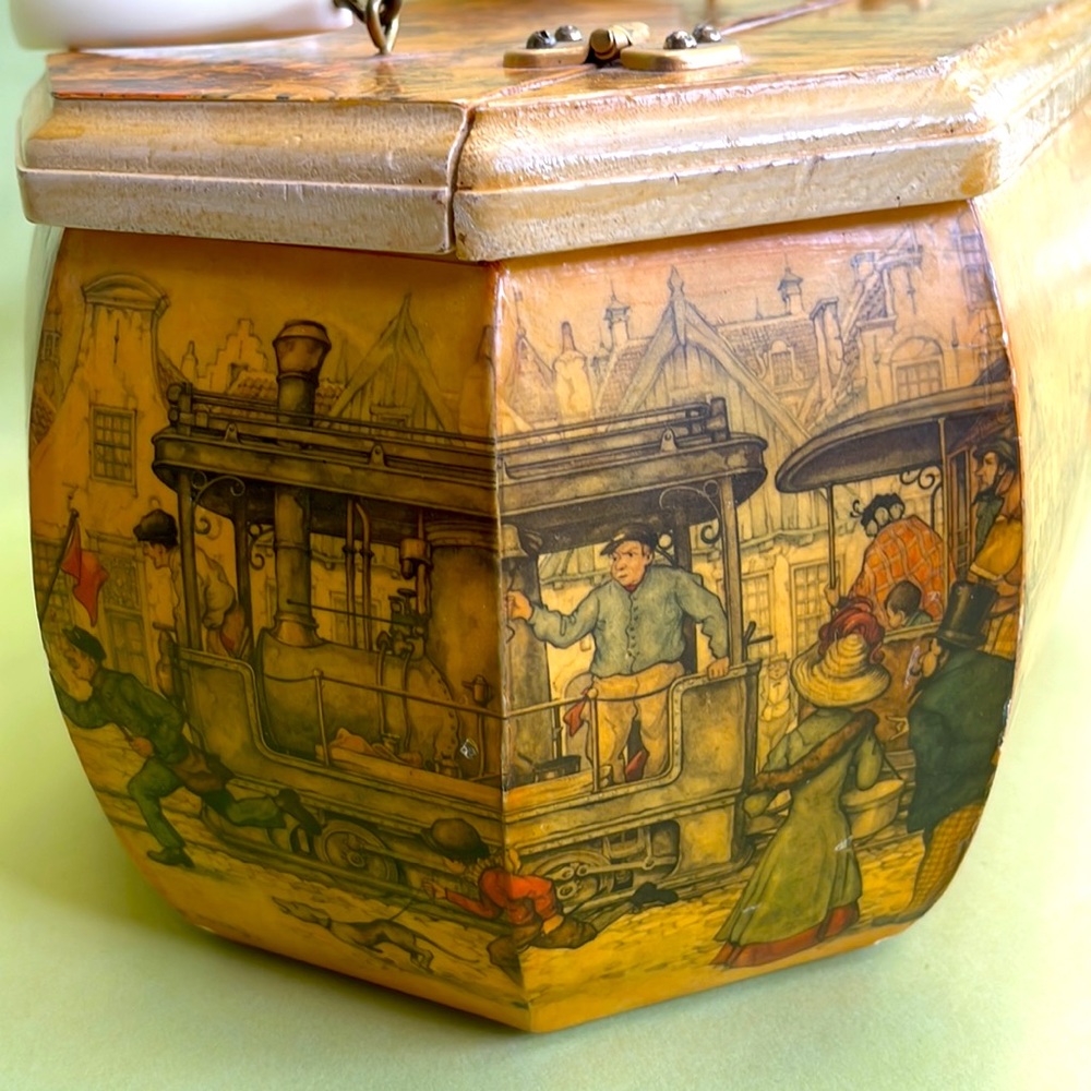 Vintage wooden handmade bag with unique lock - Picture 11 of 16